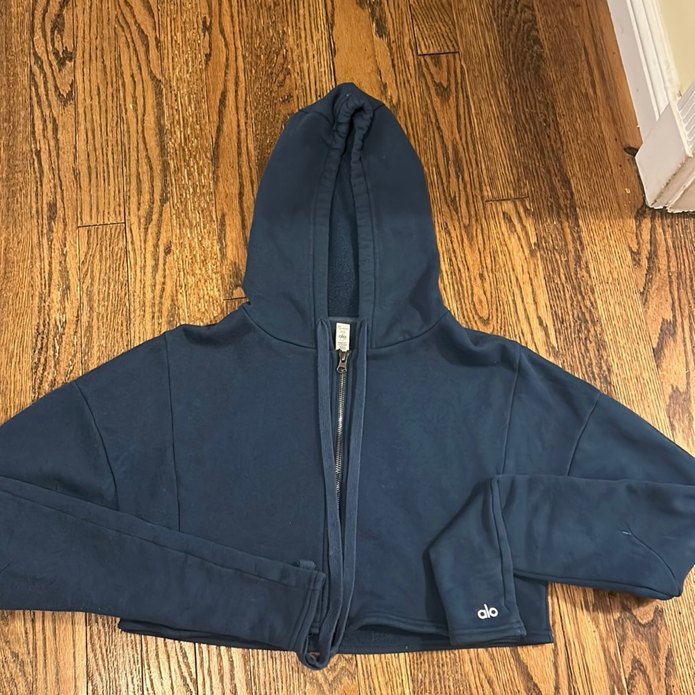 Alo Yoga cropped hoodie jacket!